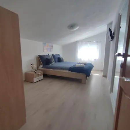 Apartman Emir Apartment *
