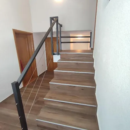 Apartment Apartman Emir Marcana